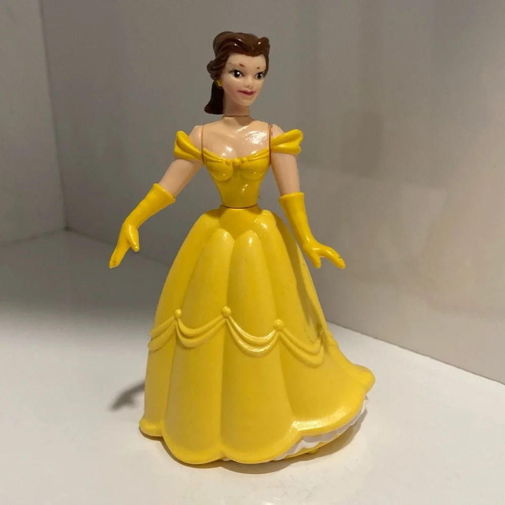 EUC Vintage Beauty & The Beast 3 pc set: bowl, cup, Belle figure, 1990's